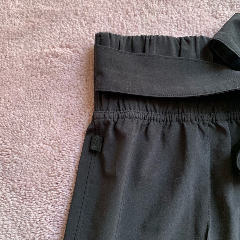 Lululemon Noir Black Wide Leg Pants size 4 - Picture 3 of 9
